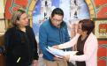 El presidente de la UPET, Moisés Morales del Razo, recibió las propuestas de dos planillas para participar en el proceso de renovación de la Mesa Directiva para los próximos dos años.