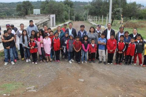 Alcalde mejora la vialidad de la Zahuapan de Atencingo con adoquín imagen 2