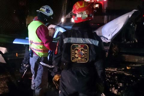 Protección civil de Panotla libera a conductor atrapado tras sufrir accidente imagen 3