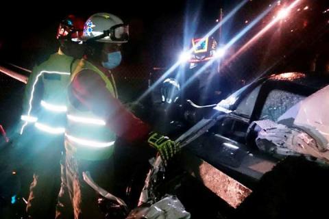Protección civil de Panotla libera a conductor atrapado tras sufrir accidente imagen 2