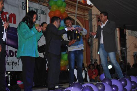Con un gran festejo celebraron a la familia en Calpulalpan imagen 1