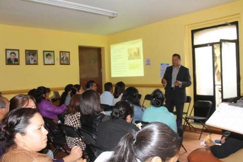 Alcalde frena la violencia contra la mujer con charla preventiva imagen 1