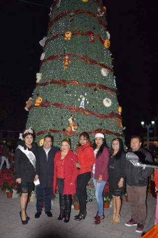 En Amaxac fomentamos la solidez de vínculos familiares y valores: Carin Molina imagen 5