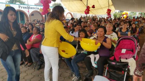Ayuntamiento y DIF Municipal festejaron a las Madres de Quilehtla imagen 2