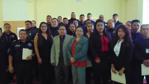 Una policía profesional brinda mayor seguridad a la población: alcalde imagen 4