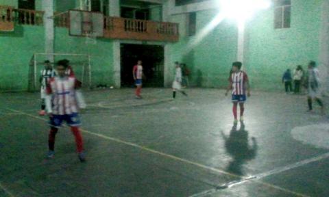 En semifinales el campeonato de FUTSAL en Tetlanohcan imagen 3