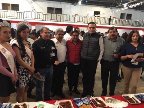 Da inicio la primera Feria del Pescado en Tequexquitla, clausurando con mucho éxito imagen 1