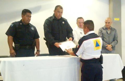 Certifican a personal de Protección Civil de Apizaco como técnicos prehospitalarios imagen 3