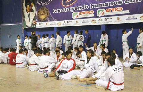 Apizaco sede de la tercera copa kiukikwon de Tae Kwon Do imagen 1