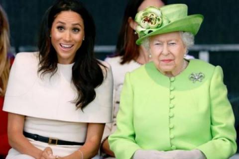 Meghan Markle envía por compromiso a la Reina Isabel un frío mensaje de felicitación