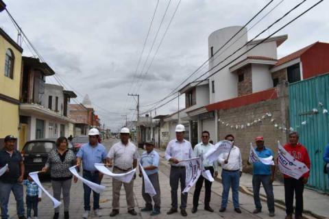 Alcalde pone en marcha obra de pavimentación en la calle Reforma de la Concordia imagen 3