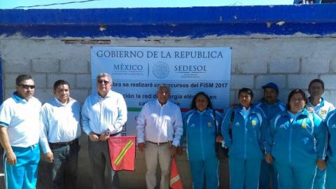 Desampedro López inicia trabajos de electrificación en calle La Melga imagen 1