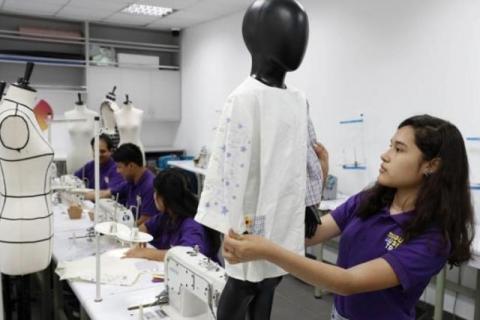 Crean en Perú una pijama infantil que genera la piel quemada