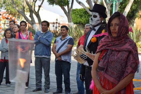 Con concurso de ofrendas celebran Día de Muertos en Panotla imagen 3