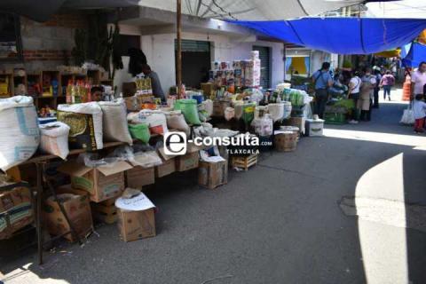 Se instala el tradicional tianguis de Teolocholco imagen 6