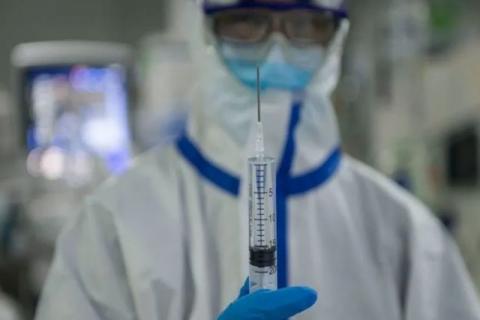 Un médico que apareció en documental de Netflix halla posible cura del Covid-19