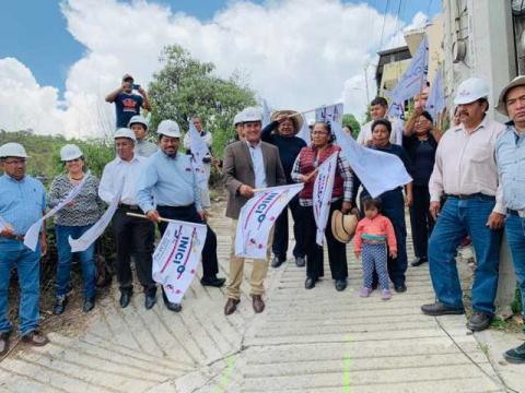 A 30 años la calle Cuauhtémoc de Xochitecatitla contara con drenaje: alcalde imagen 3