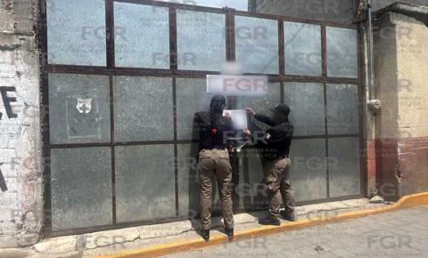 En Cateo, FGR asegura más de 200 litros de hidrocarburo en Mazatecochco, Tlaxcala imagen 2