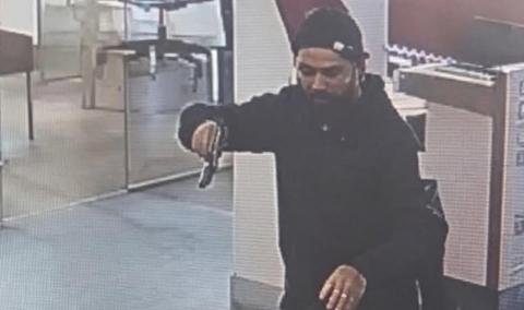 Asaltan a cuentahabiente y le arrebatan 150 mil pesos dentro de banco en San Pablo del Monte