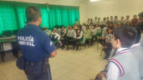 La CES brinda plática de prevención del delito a niños de Texóloc imagen 10