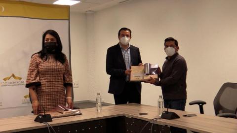 Viaja Garrido a Guanajuato para recibir Sistema Integral de Gestión Documental