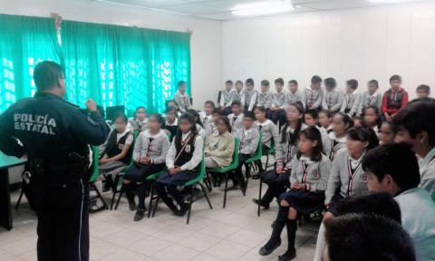 La CES brinda plática de prevención del delito a niños de Texóloc imagen 5