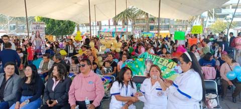 Coronan a Elisa Zárate como Reina del Carnaval de Amaxac 2026 imagen 3