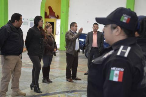 Alcalde reconoce desempeño de 4 policías de seguridad pública imagen 2