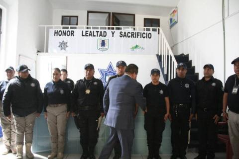 Contar con una Policía confiable es sinónimo de seguridad a la población: alcalde imagen 4