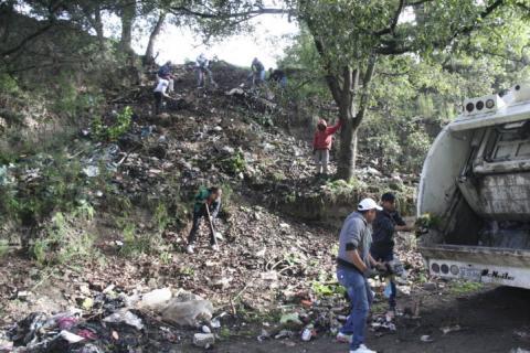 Ayuntamiento realiza faena de limpieza en barrancas del municipio imagen 4