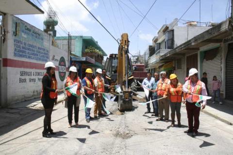 Alcalde mejora la imagen urbana de la calle Guerrero con adoquín imagen 1
