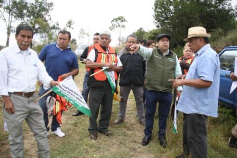 Alcalde pone en marcha nueva calle en el Cerro de Otongatepetl imagen 4