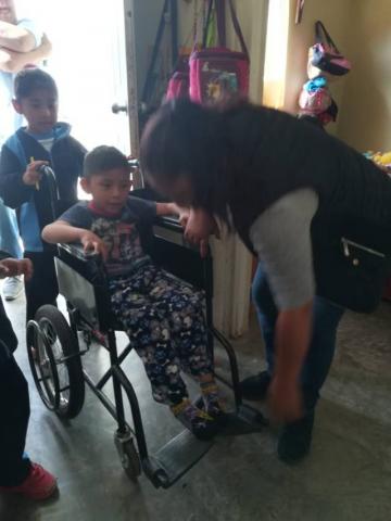 El DIF municipal entrega aparatos funcionales a personas con alguna discapacidad imagen 4