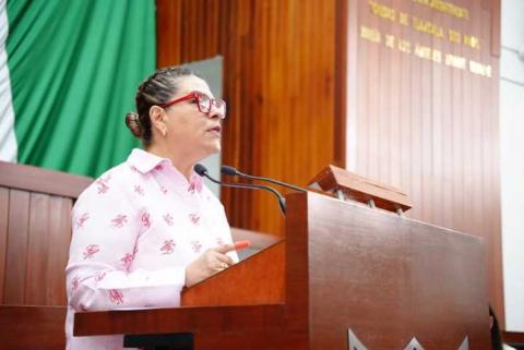Propone Sandra Aguilar reconocer la prima de antigüedad para servidores públicos en Tlaxcala