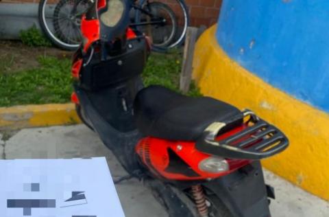 Policía Municipal de Apizaco recupera motoneta con reporte de robo