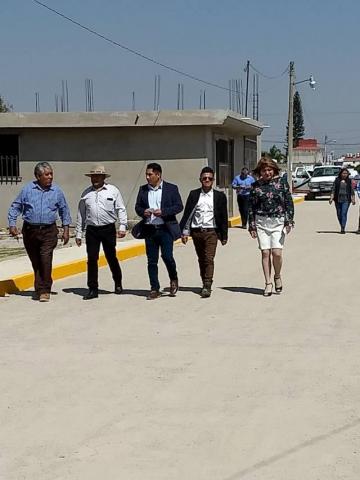 Pérez Rojas entrega otra calle pavimentada ahora la Tlahuicole imagen 3