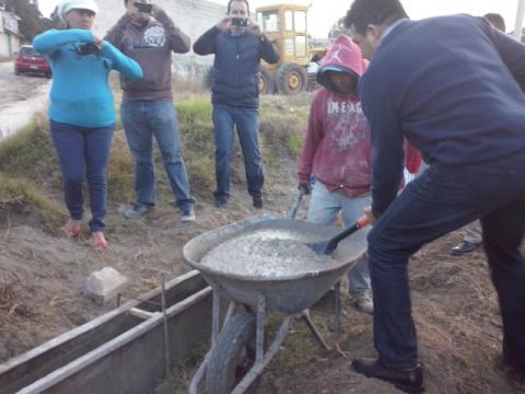 Inician trabajos de adoquinamiento en colonia La Antorcha imagen 4