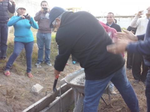 Inician trabajos de adoquinamiento en colonia La Antorcha imagen 5