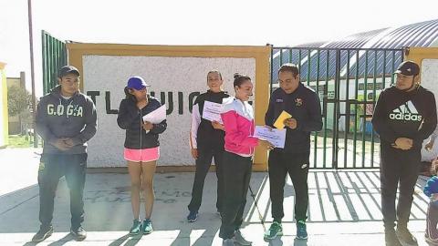 Con éxito se realizó la segunda edición de la carrera de la mujer en Ixtenco imagen 1