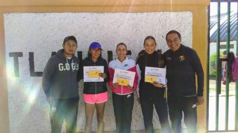 Con éxito se realizó la segunda edición de la carrera de la mujer en Ixtenco imagen 5