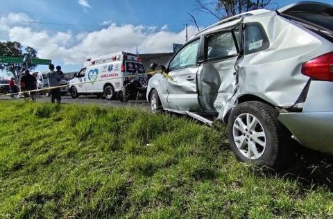 Varios lesionados deja choque en la Apizaco – Huamantla, a la altura de Texcalac