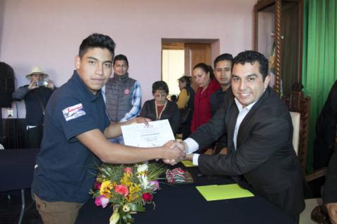 Finalizan 25 jóvenes programa en prevención de la violencia y la delincuencia imagen 2