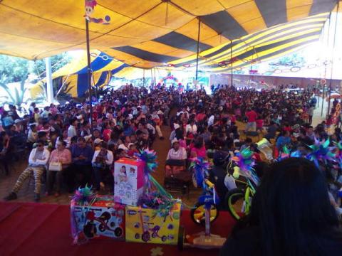 Celebran el día del niño en San Francisco Tetlanohcan imagen 2
