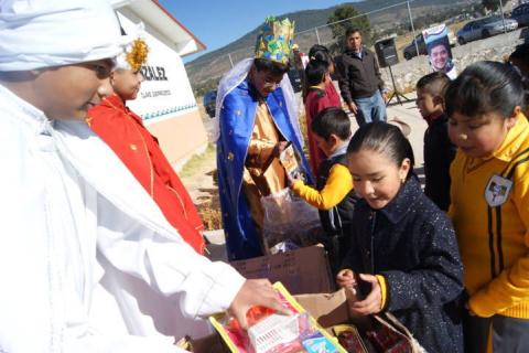 Anuncia Tlaxco: Tianguis de reyes magos se instalará en Centro Expositor imagen 1