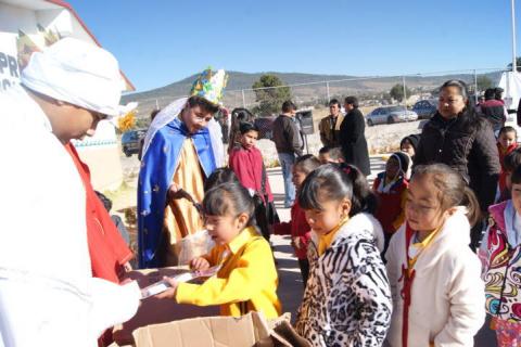 Anuncia Tlaxco: Tianguis de reyes magos se instalará en Centro Expositor imagen 2