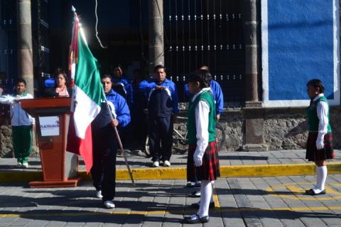 Encabeza Polvo Rea desfile conmemorativo al 104 Aniversario de la Revolución Mexicana en Tlaltelulco imagen 2