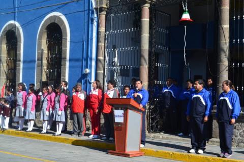 Encabeza Polvo Rea desfile conmemorativo al 104 Aniversario de la Revolución Mexicana en Tlaltelulco imagen 1