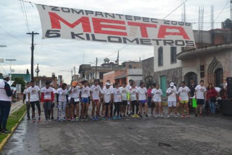 Ayuntamiento llevó a cabo la 2da carrera conmemorativa al Mes Patrio imagen 1