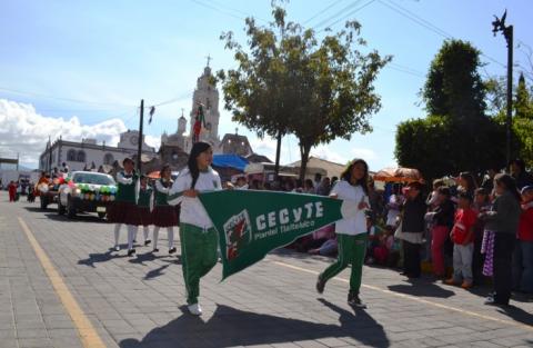 Encabeza Polvo Rea desfile conmemorativo al 104 Aniversario de la Revolución Mexicana en Tlaltelulco imagen 6