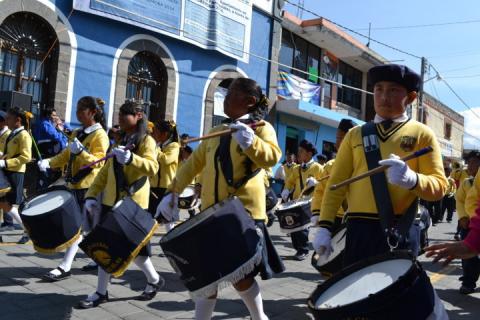 Encabeza Polvo Rea desfile conmemorativo al 104 Aniversario de la Revolución Mexicana en Tlaltelulco imagen 13